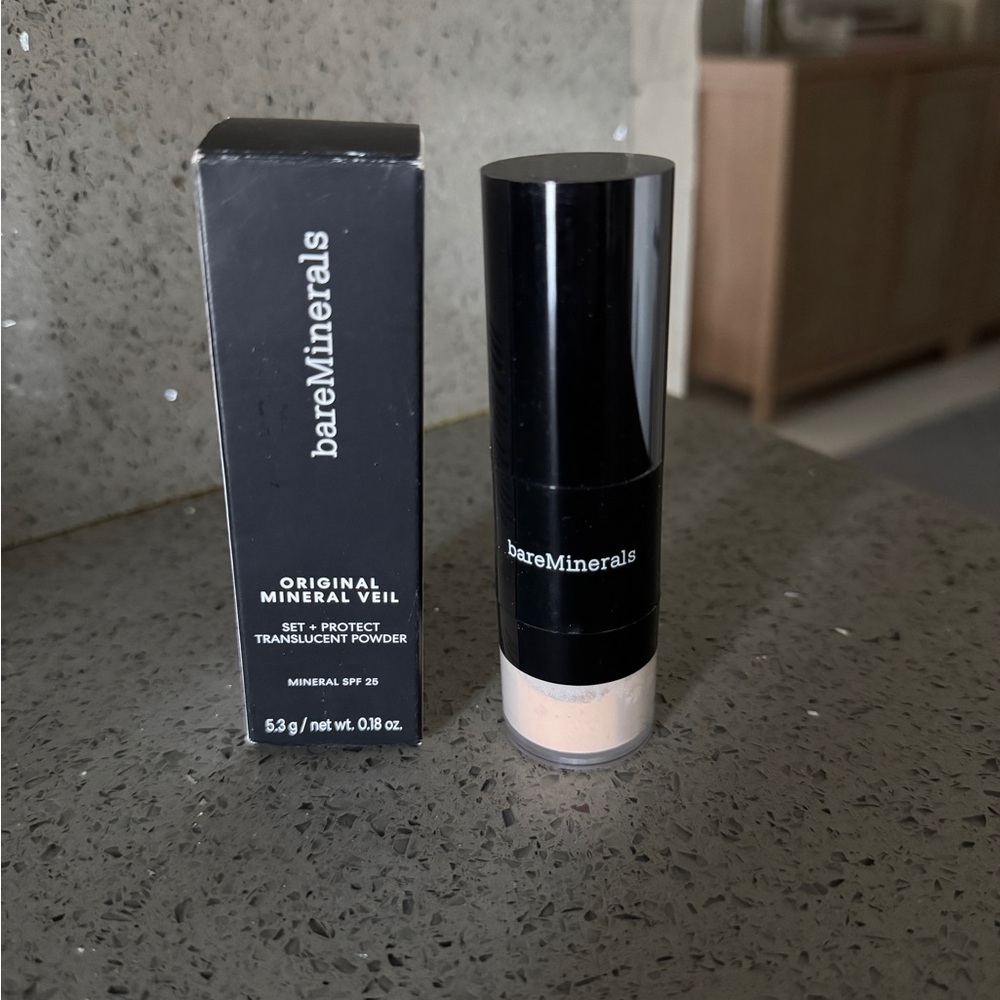 New bareMinerals Mineral Veil Setting Powder with SPF 25